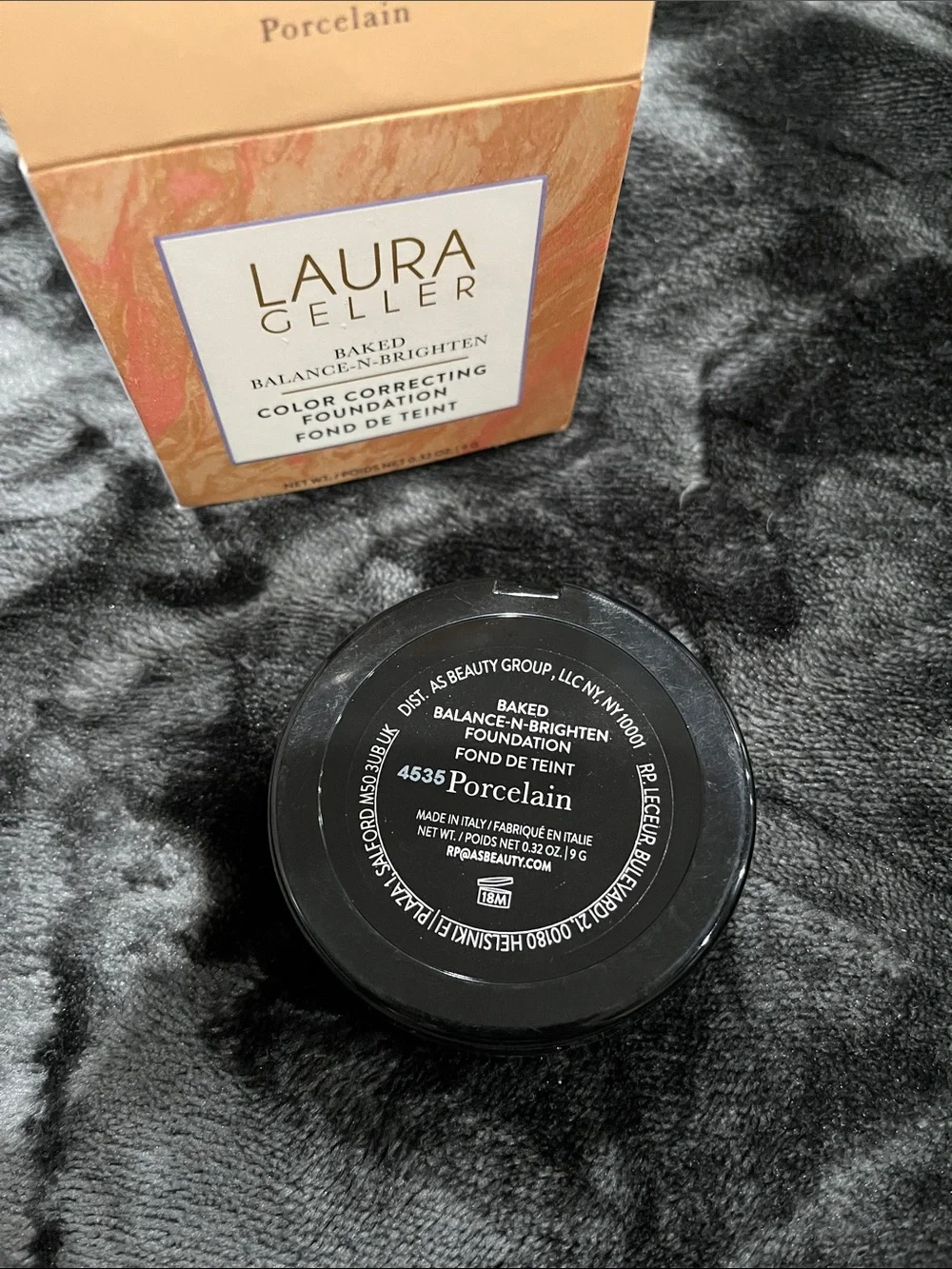 Laura Geller Porcelain Baked Balance-N-Brighten Color Correcting Foundation